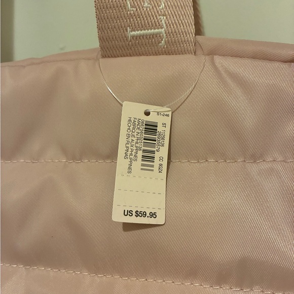 Victoria's Secret Light Pink Quilted Travel Bag - Picture 3 of 6